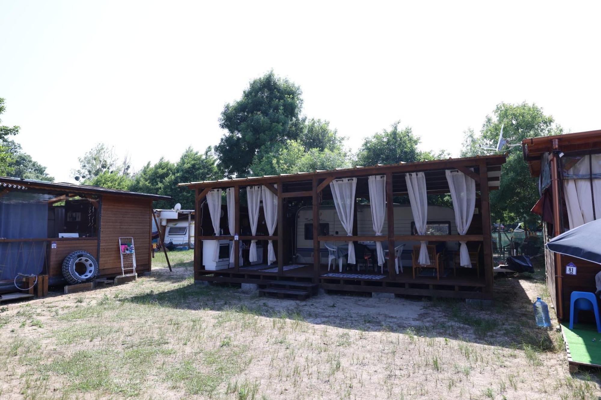 Sea Caravan On The Beach Kiten  Zewnętrze zdjęcie